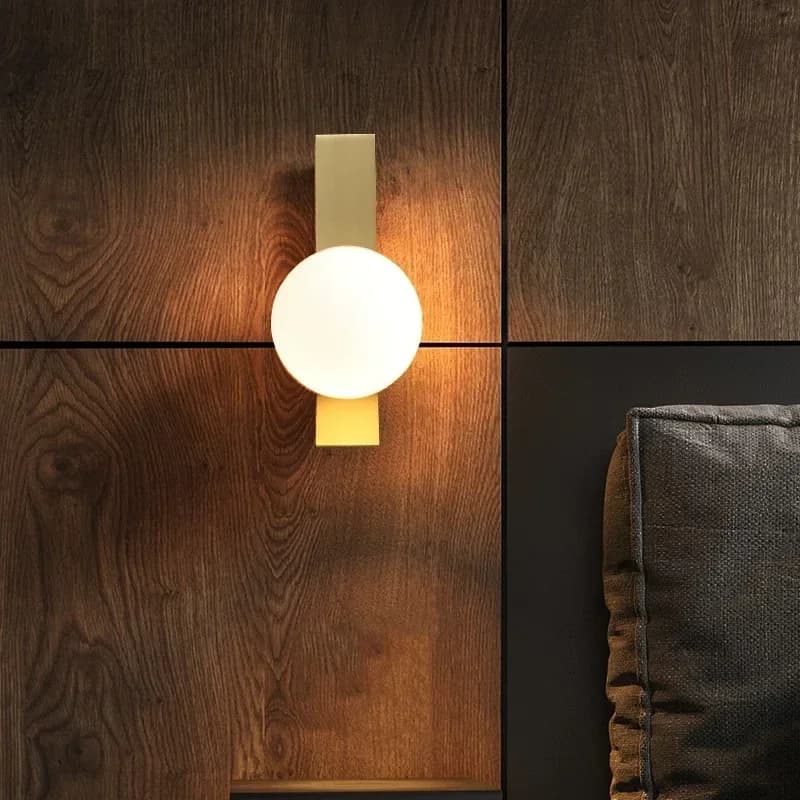 Moderna lampada da parete a sfera di vetro a Led lampada da comodino di design modello soggiorno camera da letto luce Hotel bagno specchio illuminazione anteriore
