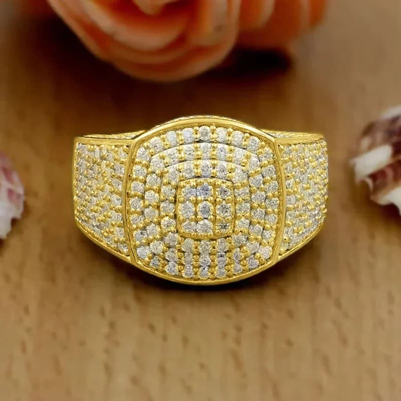 Anello da donna 2026 nuovo di alta gamma con design geometrico per l'industria pesante, anello a mezza luna intarsiato con zirconi, gioielli di lusso leggero di alta gamma
