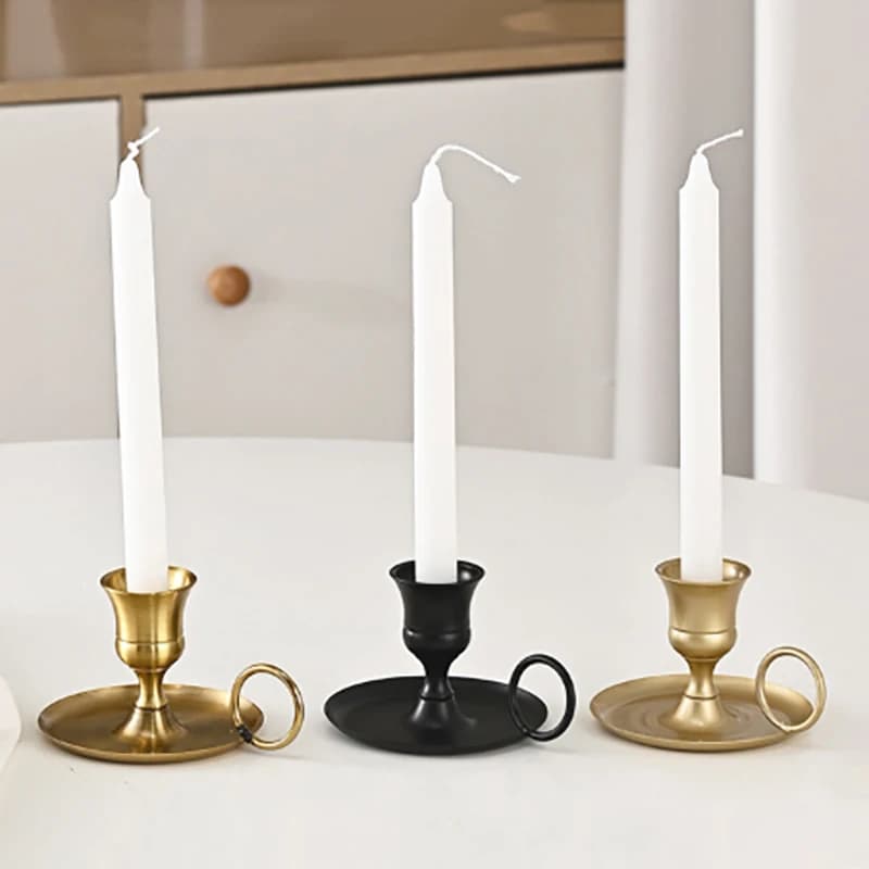 ● Portacandele in Metallo con Manico, Centrotavola Decorativo per Tavolo da Pranzo, Ornamento Festivo