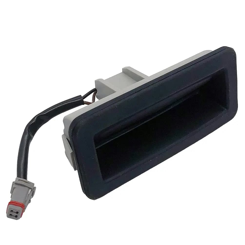 YUZ500020 is suitable for the tailgate switch of the Land Rover Range Rover Sport and Land Rover Discovery 3