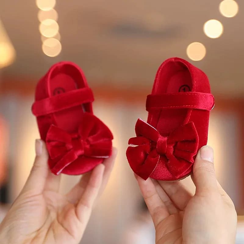 Scarpe da principessa in flanella per neonati primaverili e autunnali Scarpe basse con fiocco per neonate Scarpe da prima camminata con suola in gomma morbida per bambini