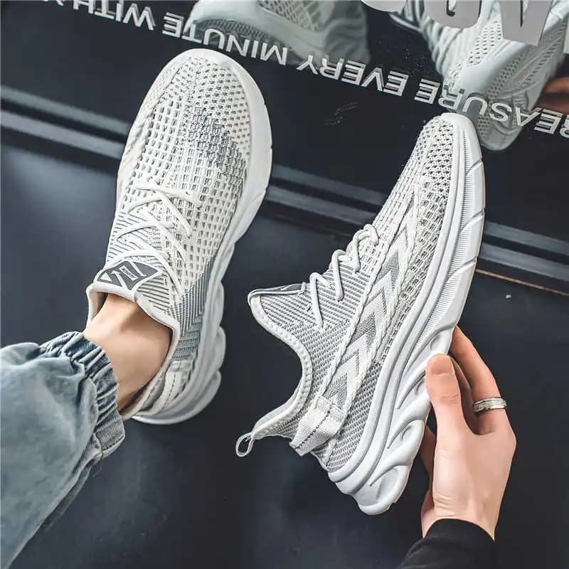 Basketball Shoes with Lacci Playform 47, Men's Sneakers, Sport Shoes and Fitness Laptops