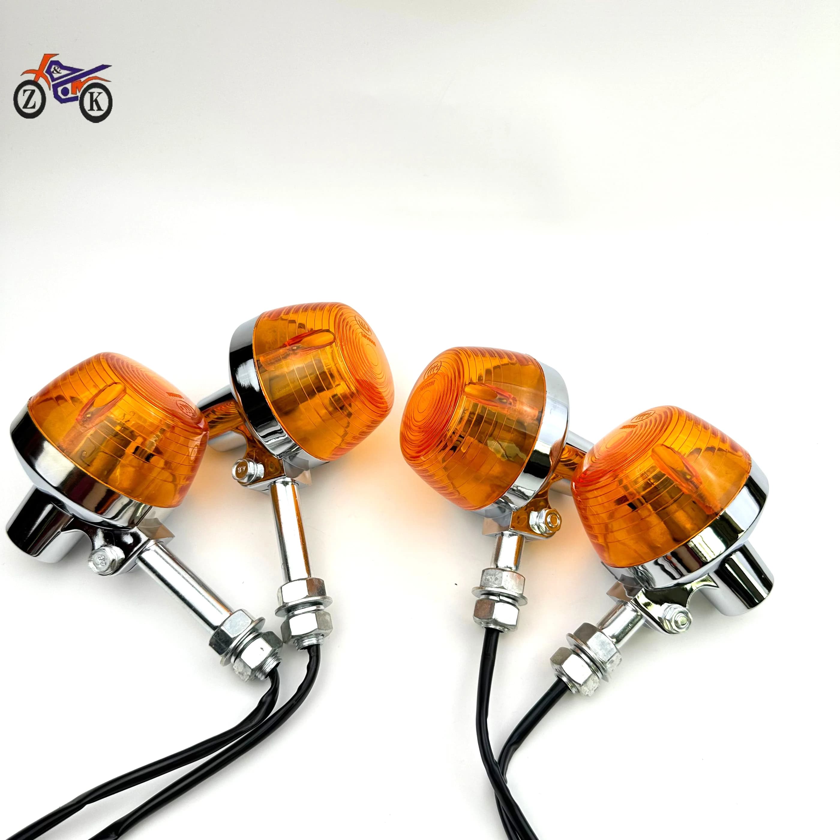 Un paio di indicatori di direzione universali per moto 12V lampeggiatori di luce illuminazione lampada per moto luminosa per Honda CM125 CM150 150cc 125cc