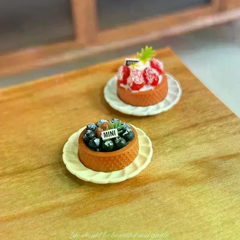1 pz Kawaii Simulazione Cibo Torta di Pane Modello 1/6 In Miniatura Torta di Mirtilli Crostata di Fragola Casa Delle Bambole Giocattolo Cibo Accessori per Bambole