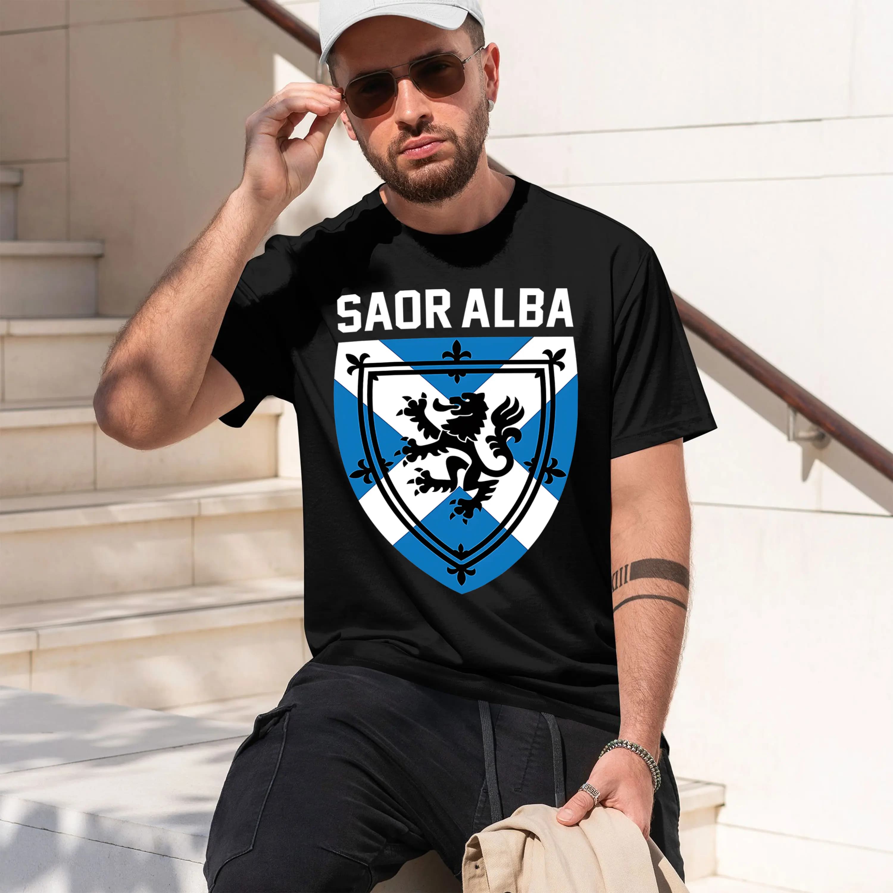 Maglietta a maniche corte da uomo alla moda, modello Saor Alba, ispirata allo stile militare, con ricami blu e bianchi, perfetta per la spiaggia e il golf, nuovo modello 2026