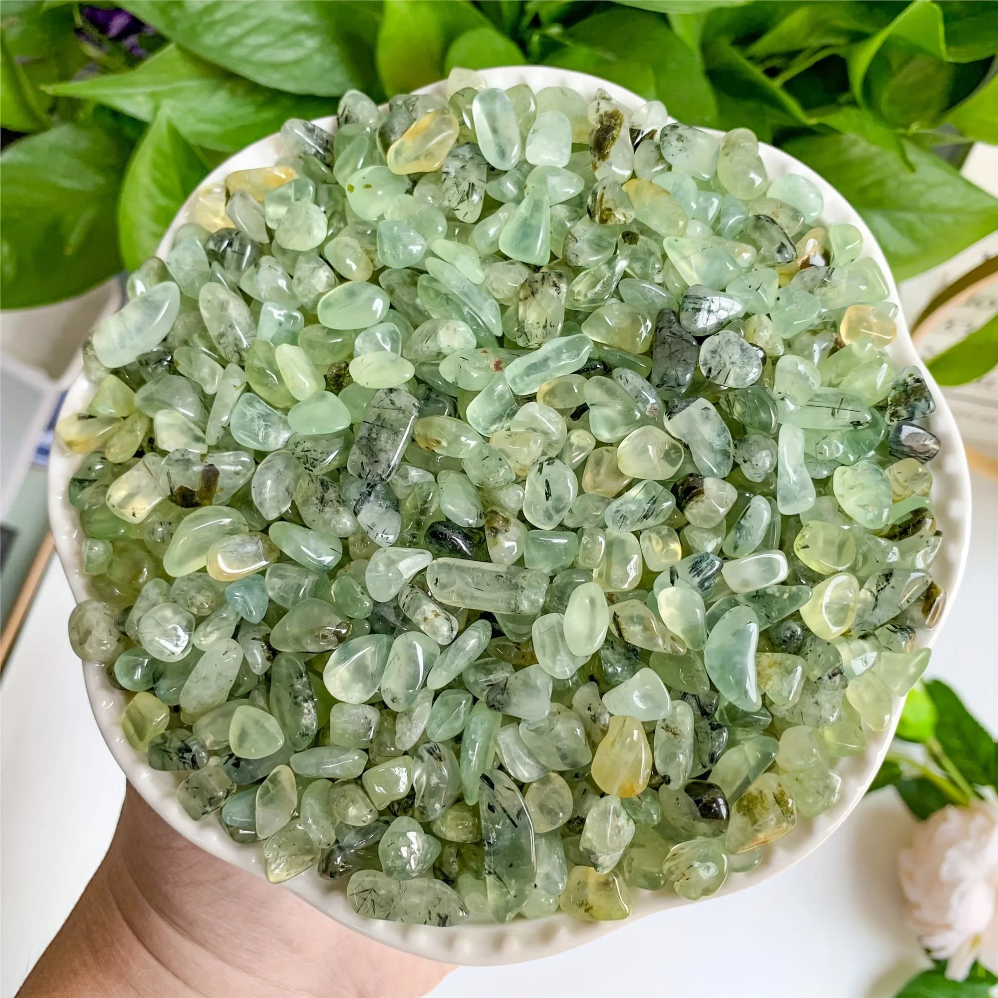 3-25mm Natural Prehnite Crystal Shard Polishing Stone Suitable for Potted Plants Jewelry Production Wish Bottle