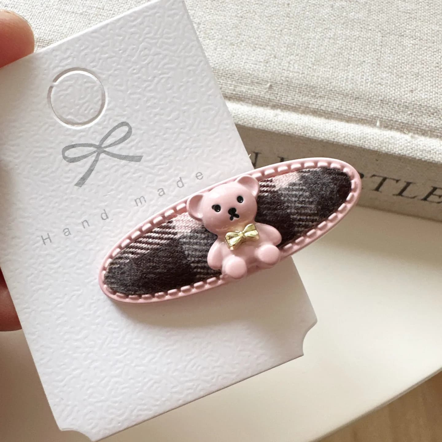 Resin Hair Clips Plaid Bear Duck Bill Side Bang Clip for Women Broken Hair Sweet Non Slip Lightweight Portable Tools