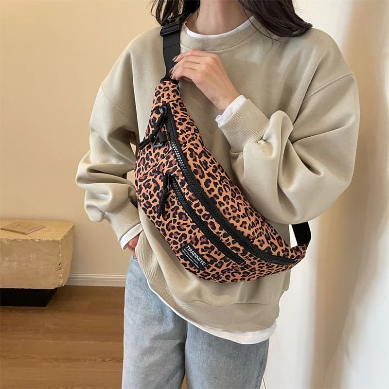 Casual Leopard Nylon Crossbody Chest Bag Women Travel Anti Theft Belt Bag Large Big Waist Bag Ladies Designer Canvas Fanny Pack