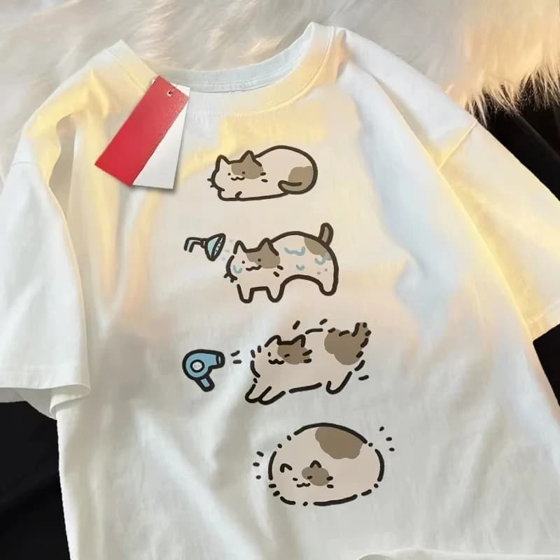 T-shirt a maniche corte con stampa gatto in bagno, simpatico cartone animato, per l'estate casual, traspirante, con asciugacapelli, T-shirt di coppia alla moda