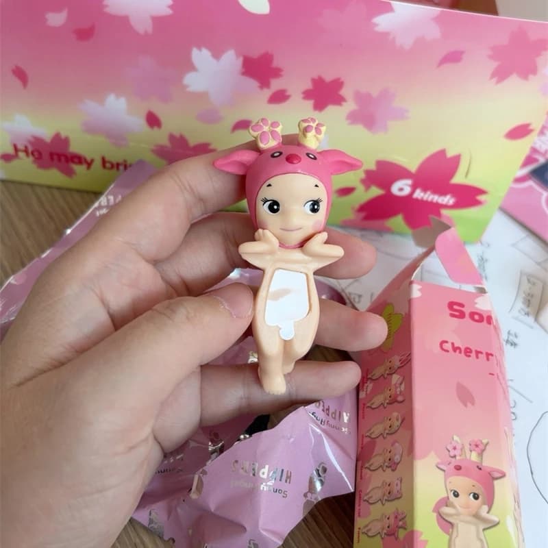 Hot Sale Simpatici Regali Angelo Scatola a Sorpresa Casuale Serie Sakura Blind Box Ornamenti per Auto Figure Anime Bambole Decorative