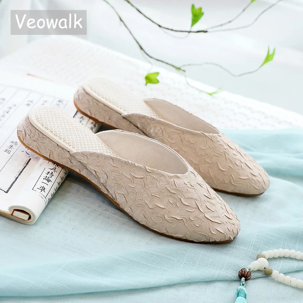 Pantofole ricamate in cotone di lino fatto a mano Veowalk donna Casual elegante estate Slip-on scarpe basse Outide confortevole pantofola