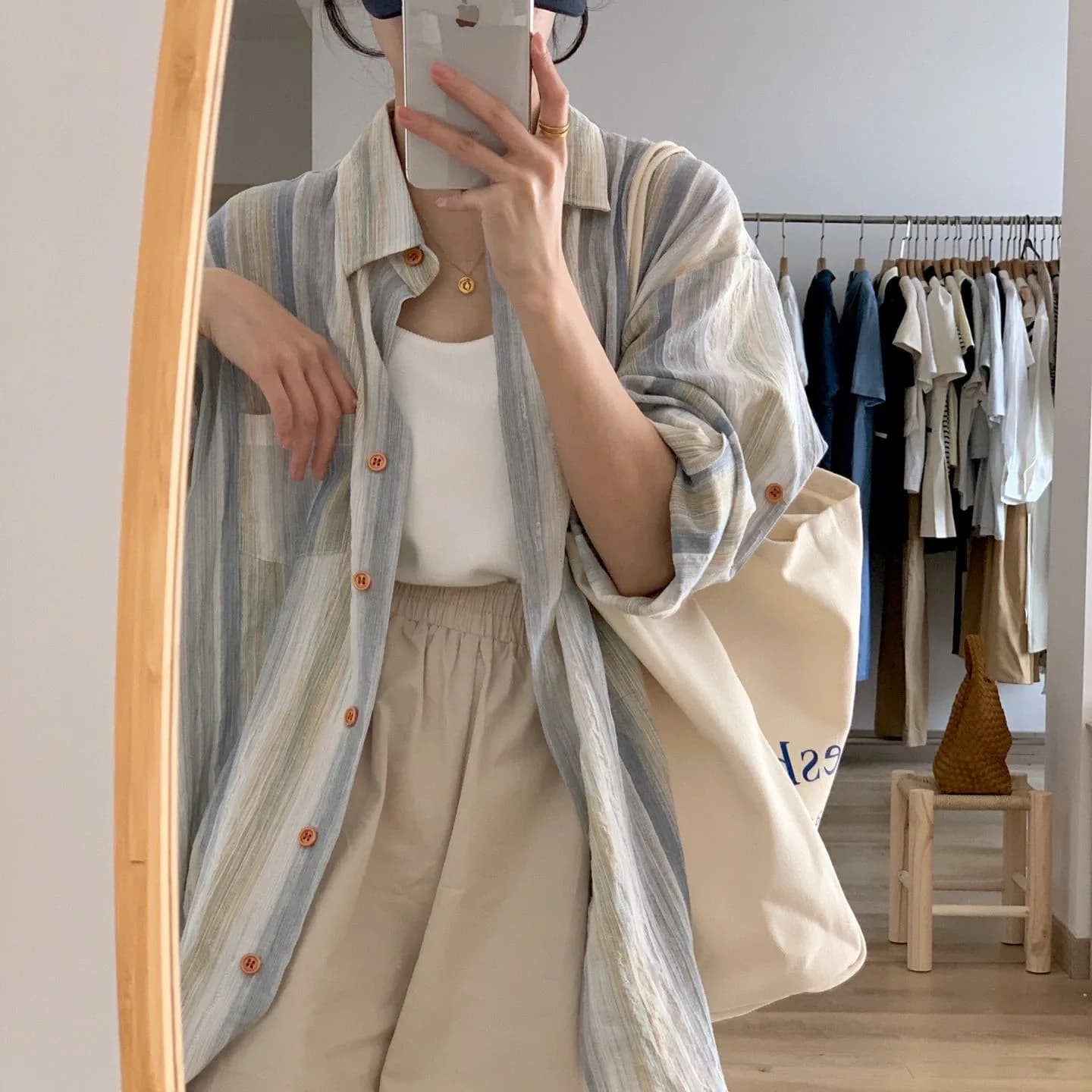 Women Vintage Vertical Striped Oversized Shirt Natural Wooden Button Textured Crinkle Fabric Pocket Loose Long Sleeve Blouse