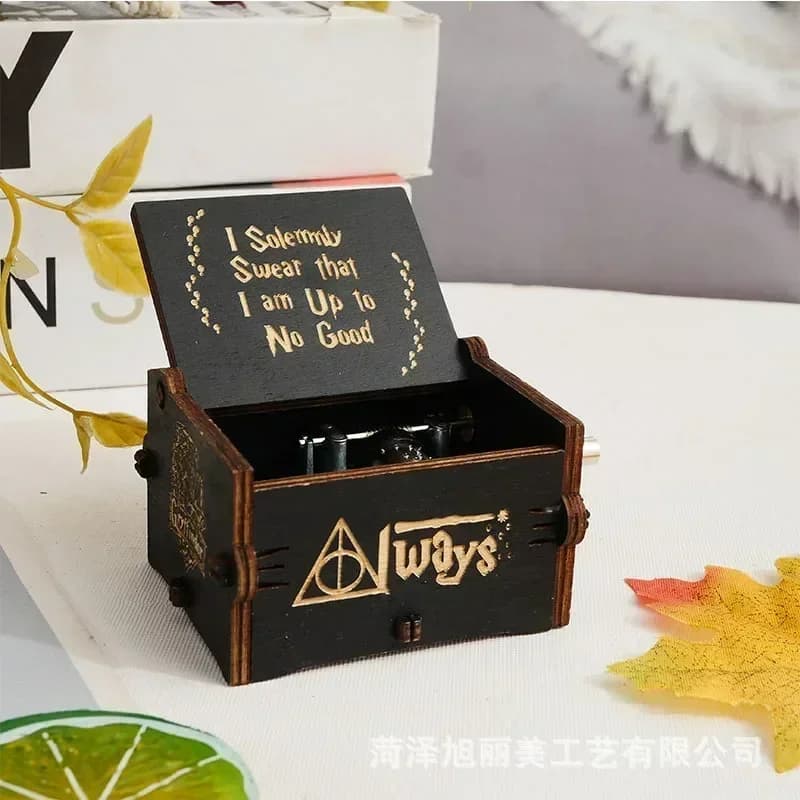 Anime Themed Hand-cranked Music Box Wooden Antique Carved Hand Cranked Music Box Figure Happy Halloween Birthday Gift