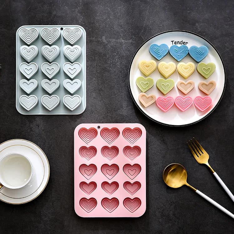 15 tipi di stampi in silicone a forma di cuore (5 forme diverse) per dolci, ghiaccio, cioccolato e resina epossidica