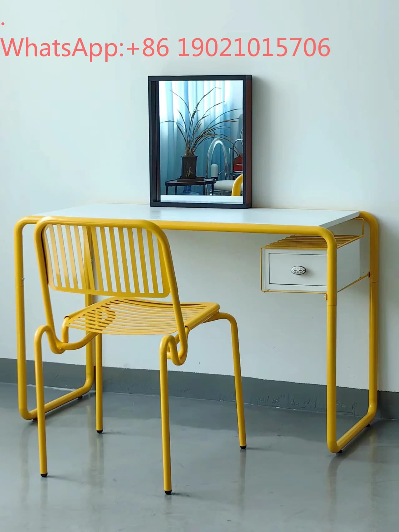Scrivania CL in metallo verniciato a spruzzo, senza vernice, stile semplice e moderno, in ferro battuto, per casa o ufficio.