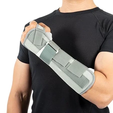 WR052 Stecca regolabile per supporto per polso e mano con pollice Spica