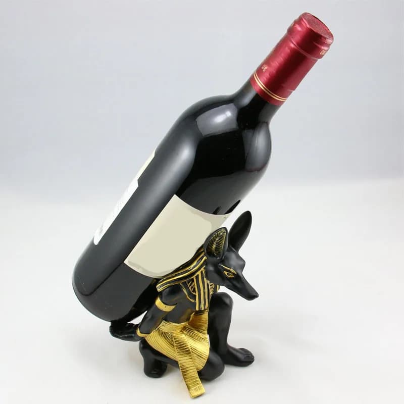 Creativo Anubis God Wine Rack Moda europea Scultura in resina Supporto per telefono cellulare Durevole espositore da tavolo Ornamento da viaggio