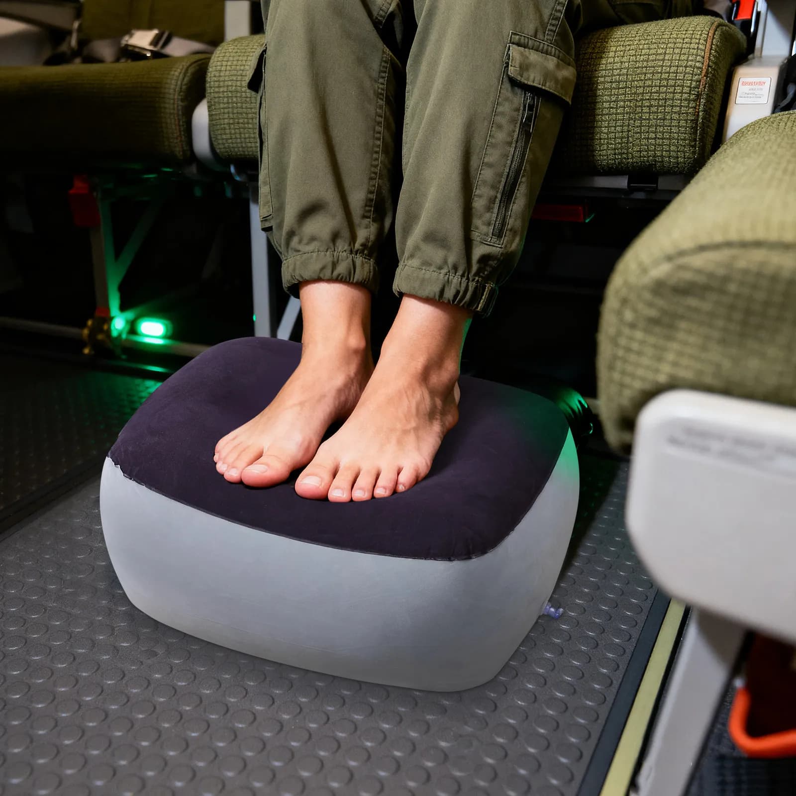 2Pcs Inflatable Foot Rest Cushion PVC Flocking Travel Foot Stool Leg Support Pillow for Plane Train