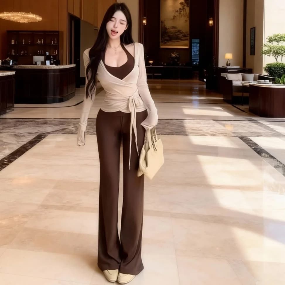 Set Tre Pezzi Sexy e Aderente con Cintura, Stile Casual, Cardigan Lungo a Maniche Lunghe con Collo Rotondo per Donne in Cina, Adatto per l'Estate