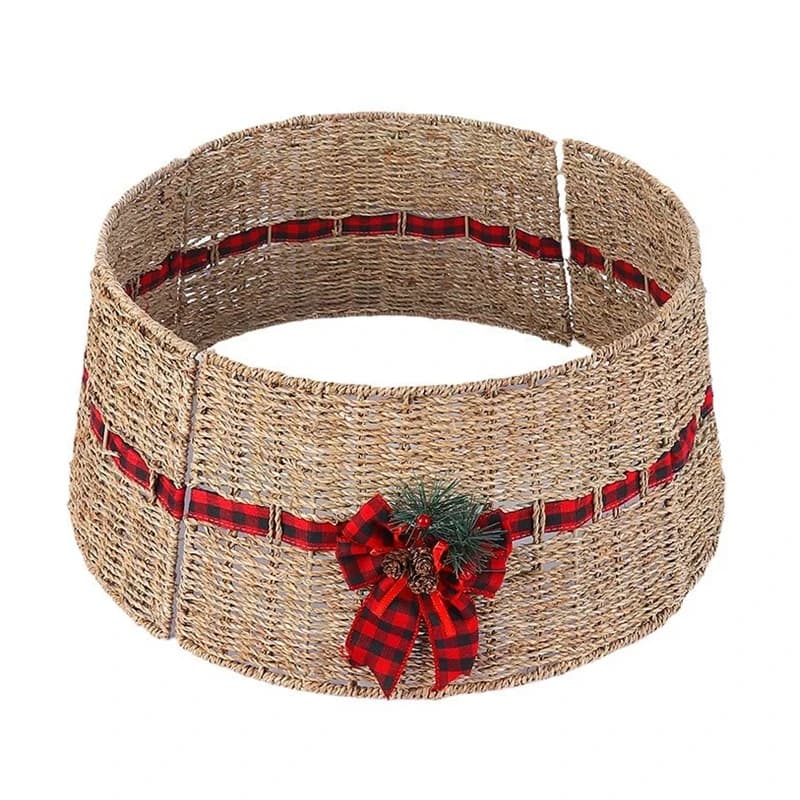 Base cover rattan tree skirt braided in natural wicker of large Christmas seaweeds