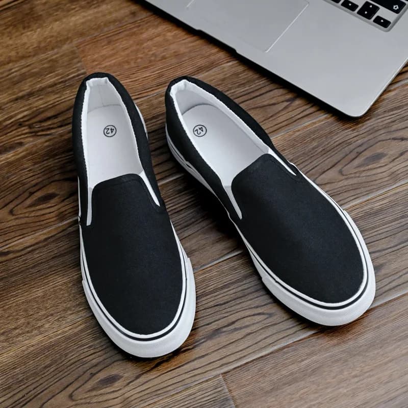 Men's Loafers Flat Casual Shoes with Elastic New Low-top Canvas Shoes Slip-on Loafers for Lazy Wear Breathable Shoes for Men