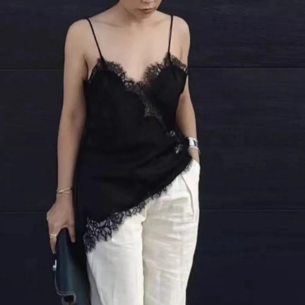 Chic Asymmetrical Lace Lace Patchwork Top Sleeveless Sexy Lace Backless Tops V Neck Elegant Camisole Tops Party Dress