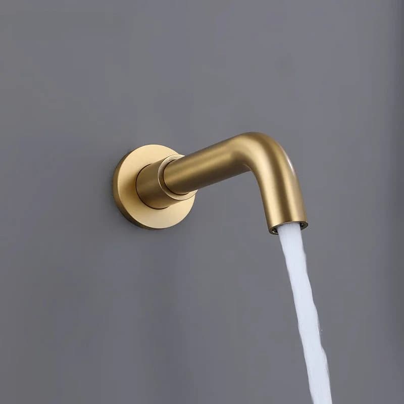 Copper spout wall-mounted rotatable swing nozzle concealed shower shower fittings under the spout faucet gold color