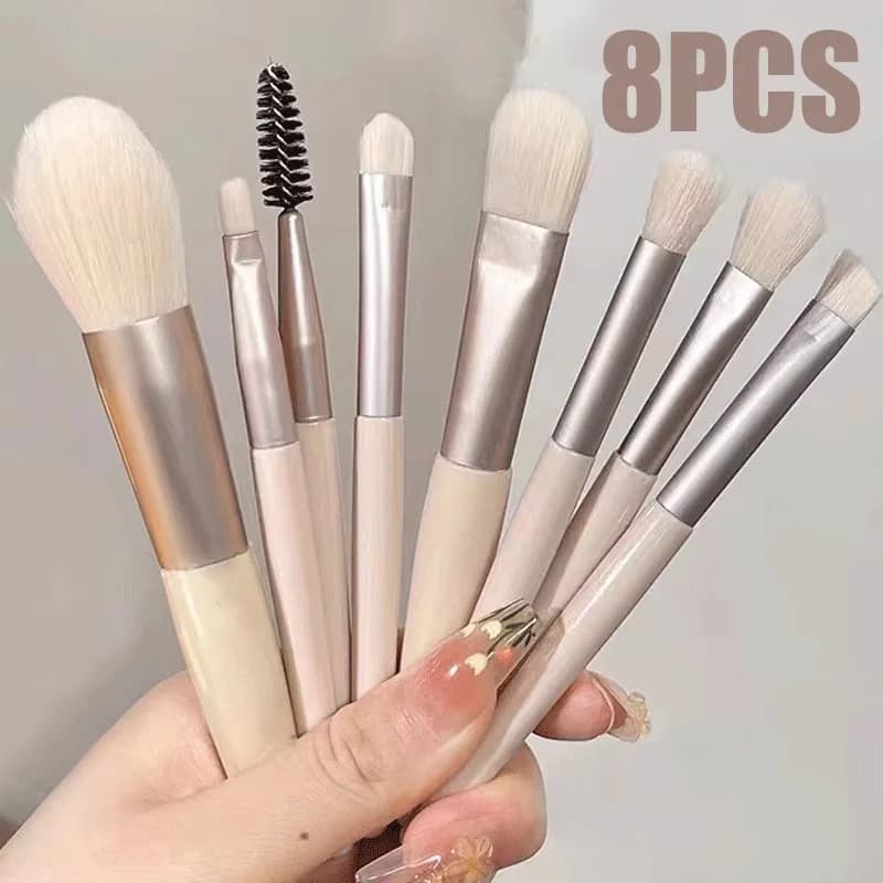 Set of 8 Brushes for Make-up Face, for Cypria, Blush, Corrector, Umbrella, Look Radioso, Ideal for Christmas parties, Design Compact Travel