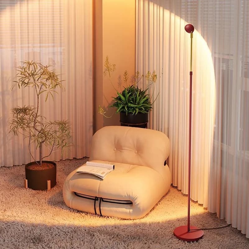 Lampada ambientale Floo R di lusso di fascia alta accanto al divano del soggiorno Elegante Internet - Famosa lampada da tavolo in piedi