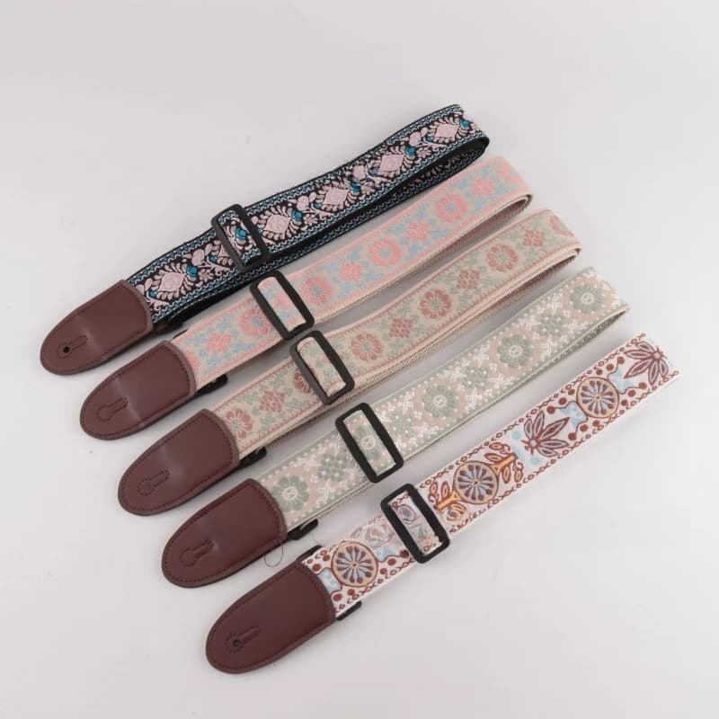 Nuovo Tracolla per Chitarra Stile Etnico alla Moda Versatile Tracolla Obliqua per Chitarra Acustica Basso Ukulele Accessori