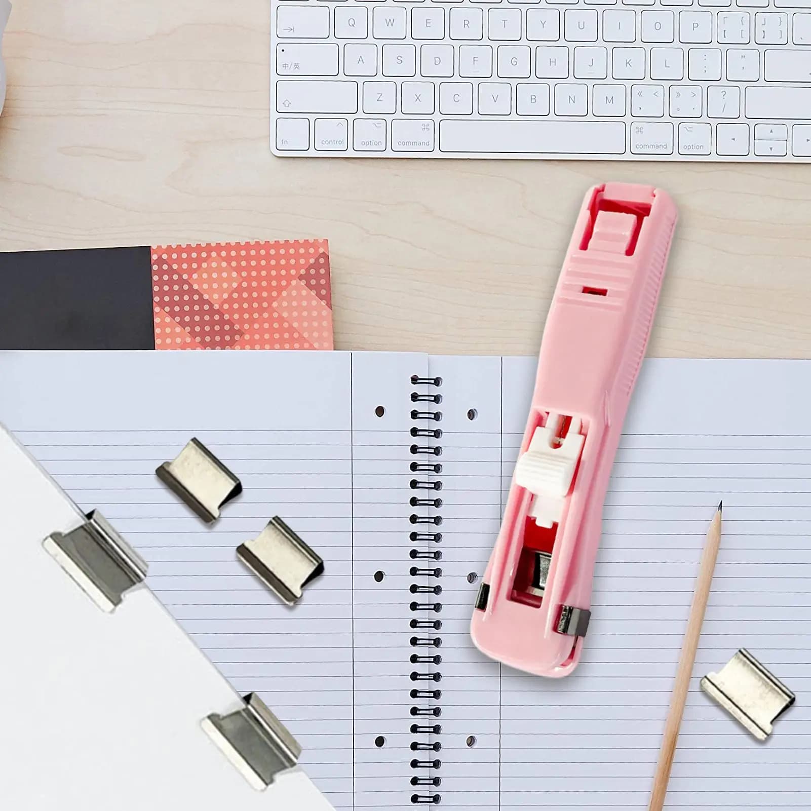 Graffettatrice Portatile con Clip, Capacità 45 Fogli, con 50 Ricariche Metalliche, Graffettatrice Riutilizzabile per Insegnanti, Studenti e Ufficio