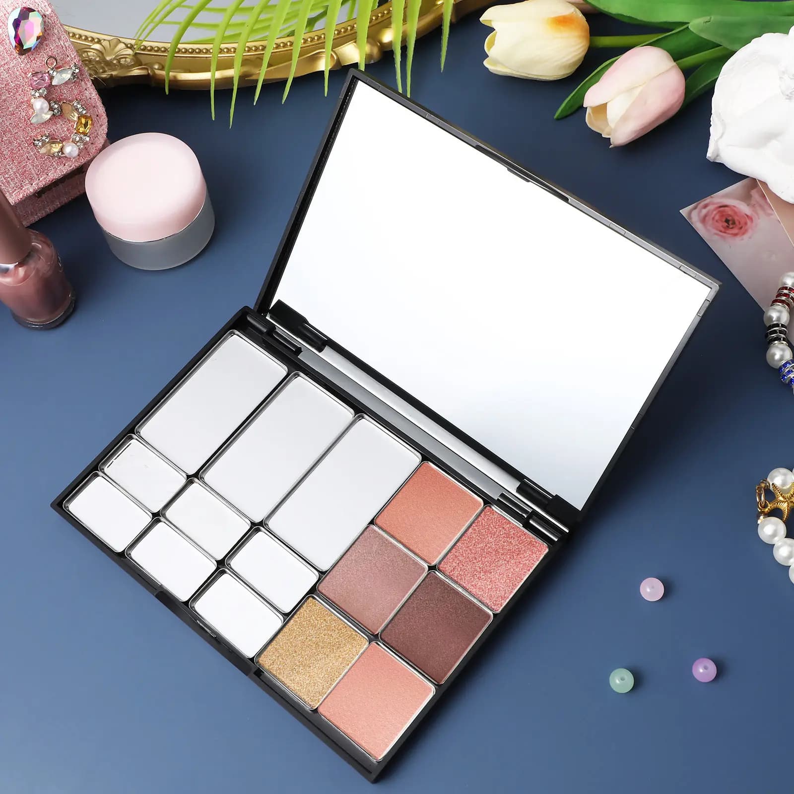 Palette Vuota Magnetica per Ombretti, Organizer Riutilizzabile per Ombretti, Blush e Illuminanti