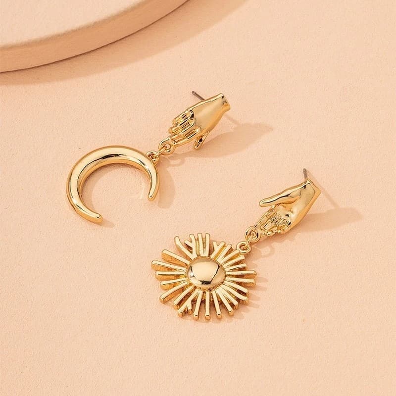 Orecchini a perno vintage di alta gamma a forma di palma con luna e sole, di nicchia e unici, semplici e versatili, per il commercio transfrontaliero