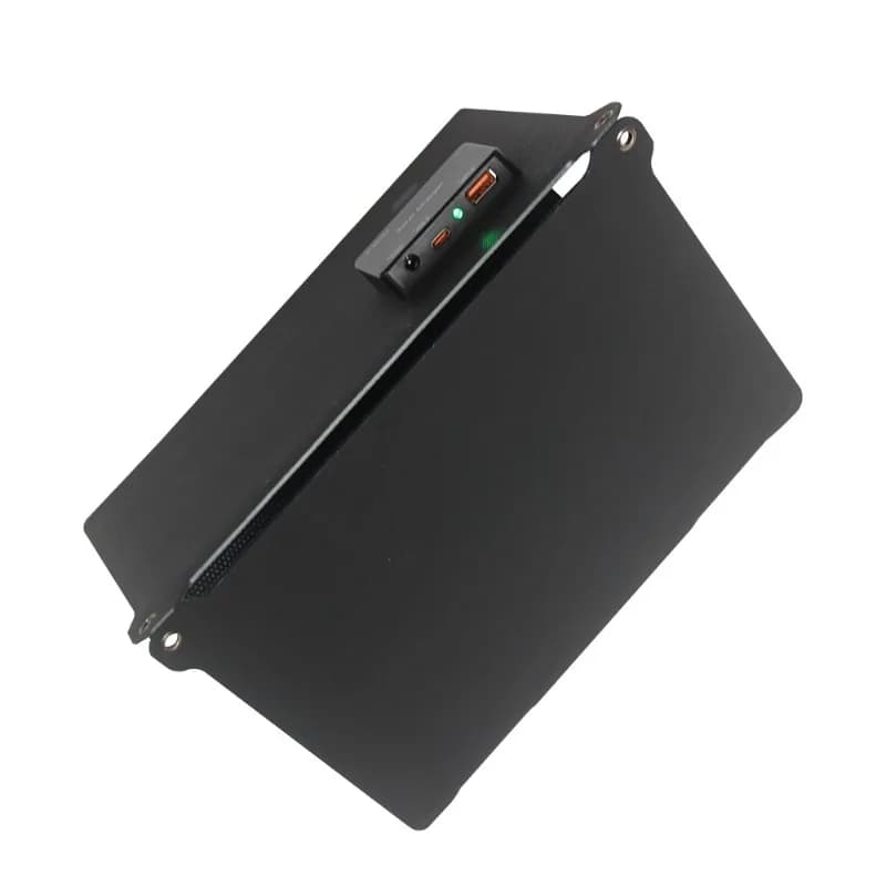 Pannello solare pieghevole portatile Uscita interfaccia USB/DC/Tipo C Caricatore solare pieghevole da esterno 100W Power Bank per campeggio da viaggio
