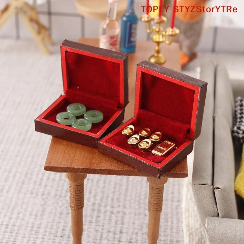 Mini Scatola Portagioie in Legno Stile Antico, Accessori Decorativi per Casa delle Bambole, Set di Modelli Giocattolo in Scala 1:12