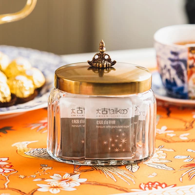 Barattolo di stoccaggio con coperchio in ottone Vintage barattolo di vetro ovale per uso domestico barattolo di Snack per frutta secca contenitore di vetro per bottiglia di stoccaggio sigillato