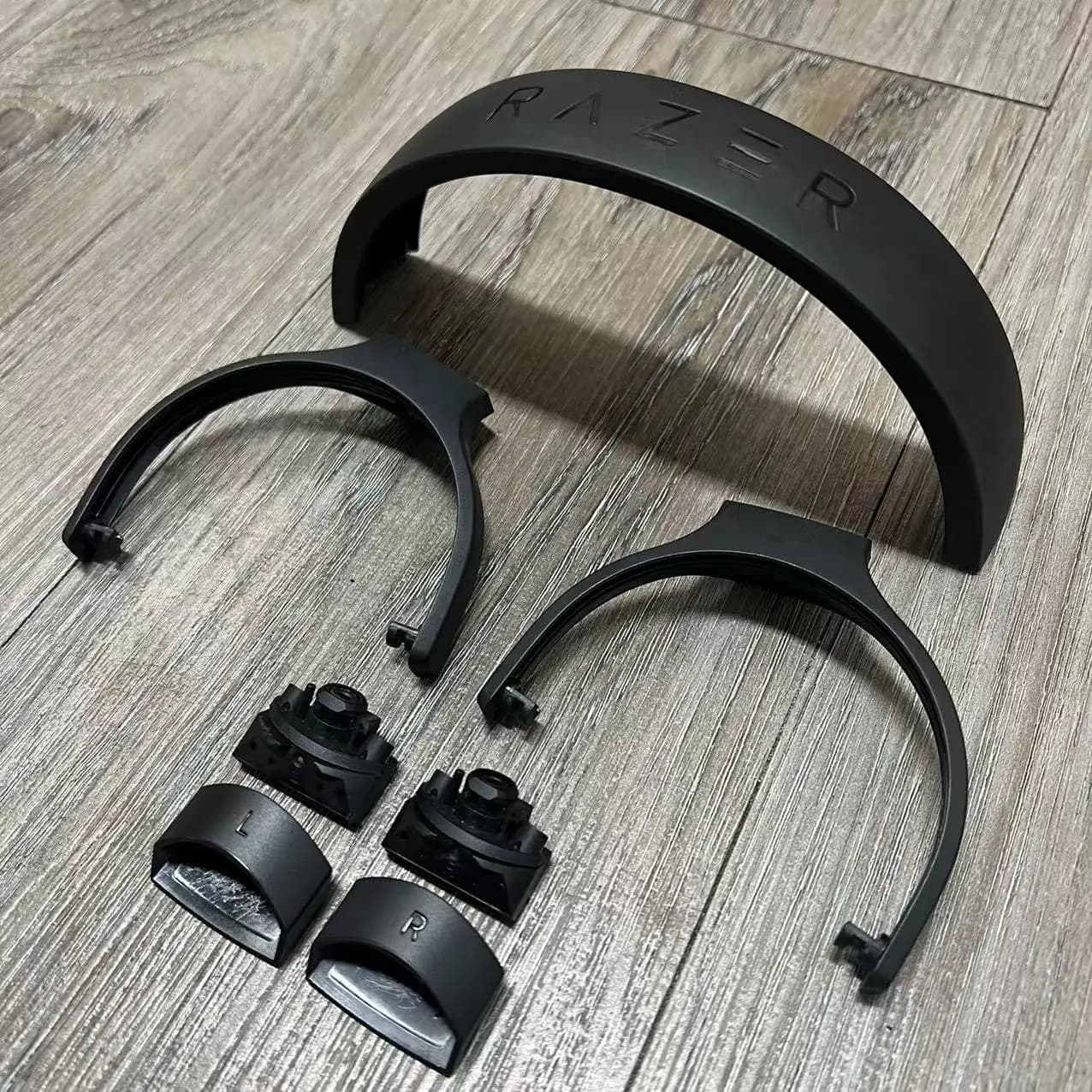 Original Replacement Parts for Razer Barracuda X / 2.4G Wireless Gaming Headphone Bluetooth Bracket with Clasp Hinge Spindle ear cushions