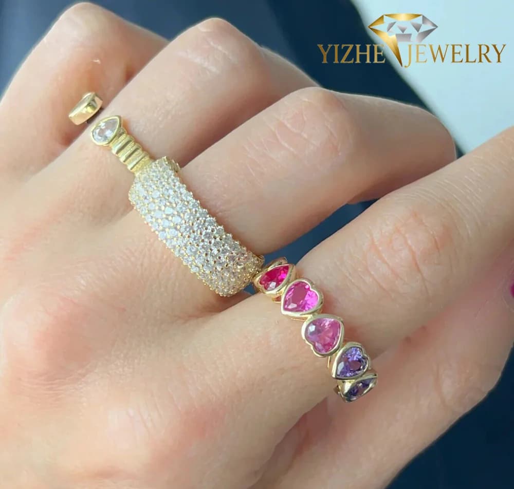 Nuovo Set Gioielli Arcobaleno Colorato con Anello a Cuore Graduale e Zirconia Cubica CZ, Bracciale Tennis e Collana alla Moda