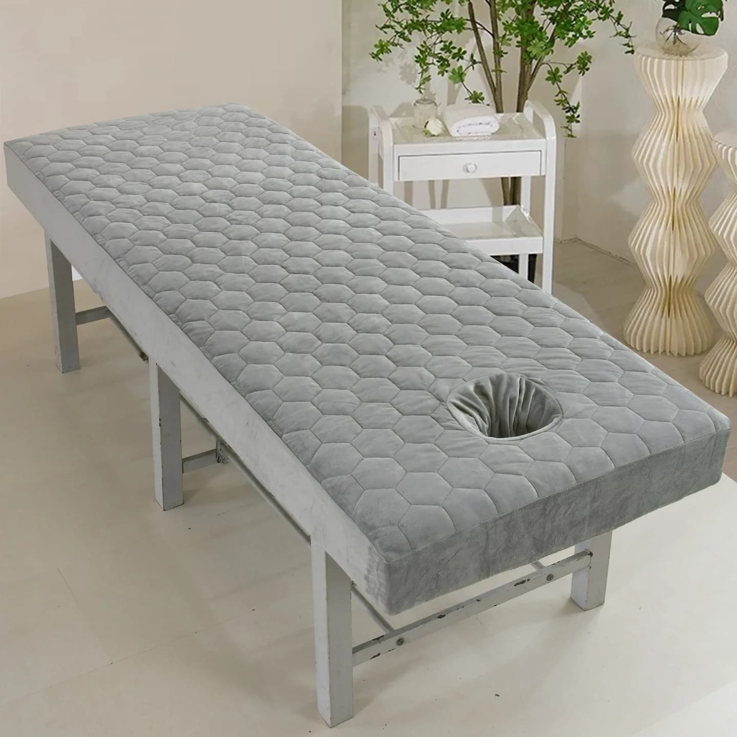 Beauty Salon Massage Bedspread Flannel Bed Cover Massage Bedsheet Spa Treatment Bed Sheet with Face Hole