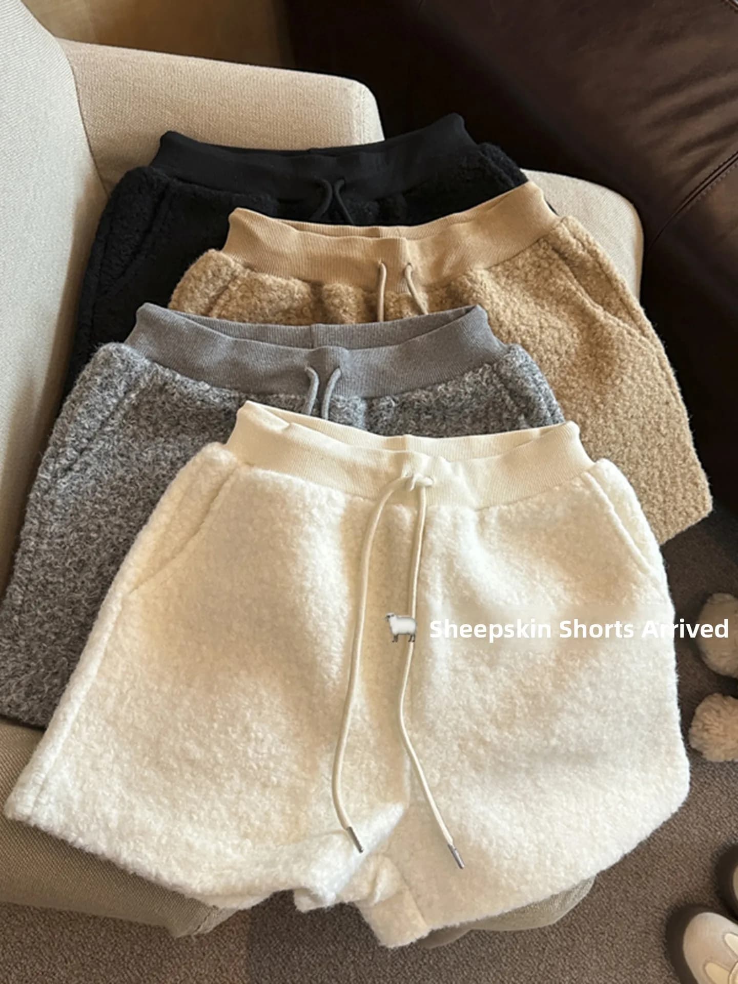 Pantaloni a Vita Alta in Pelliccia d'Agnello a Gamba Larga da Donna, Pantaloni Casual Morbidi e Sgambati, Pantaloncini in Peluche Stile Coreano a Gamba Dritta
