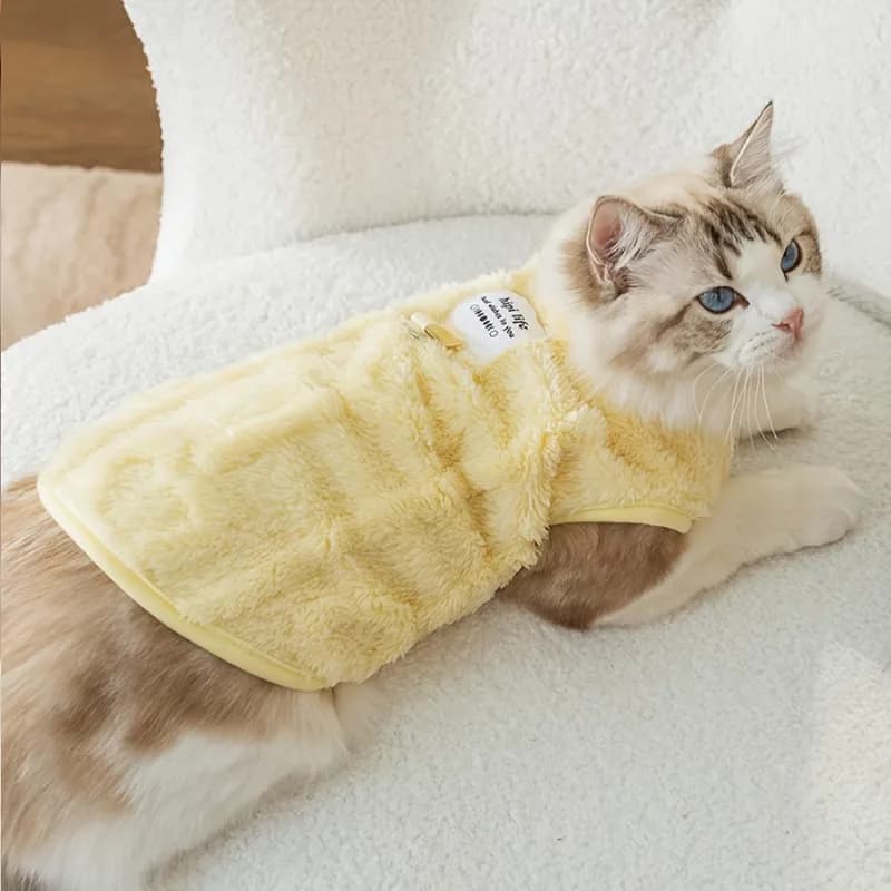 Autumn Winter Pet Vest with Leash Ring Thick Warm Dog Cat Jacket Heart Print Soft Comfortable Coat for Small Medium Pets Apparel