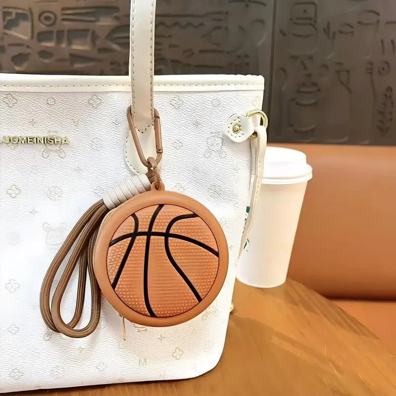 Mini custodia in silicone a forma di pallone da basket, portachiavi serie sportiva, borsa casual per auricolari, monete e chiavi, ideale come regalo