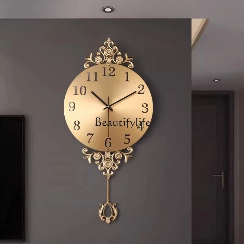 Orologio da parete europeo creativo di lusso moderno e leggero in rame puro, ornamento per soggiorno, casa