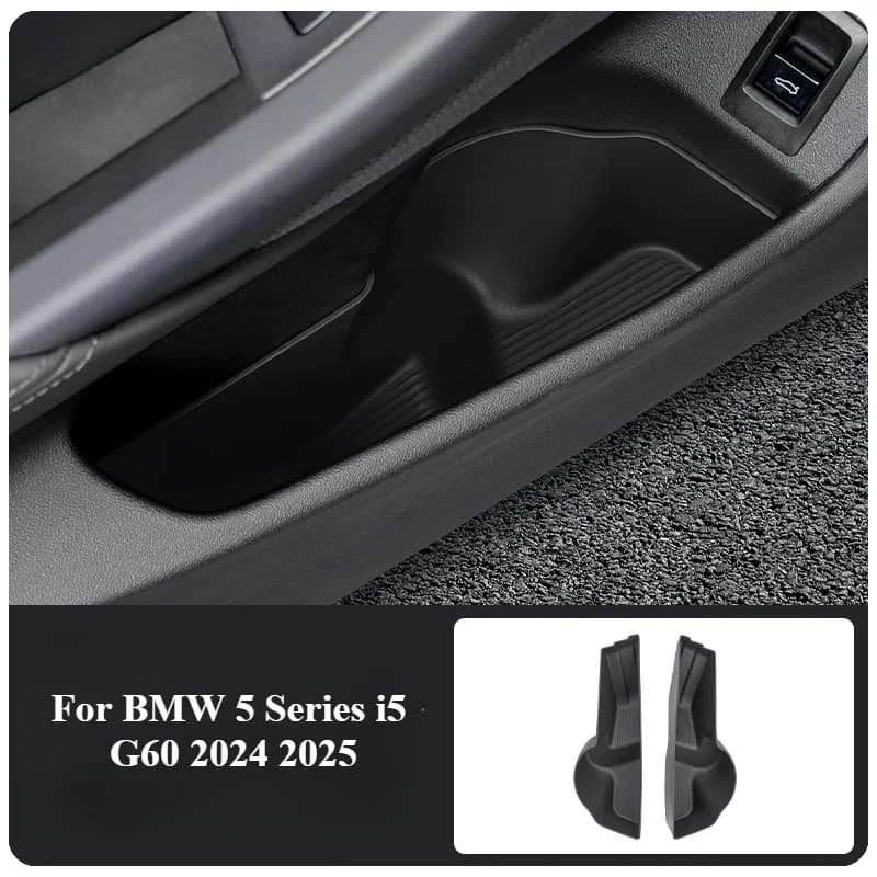 Per BMW Serie 5 G60 I5 2024 TPE Porta Anteriore Scatola di Immagazzinaggio Porta Interna Dell'automobile Organizer Vassoio Portabicchieri di Acqua Accessori Per Interni Auto