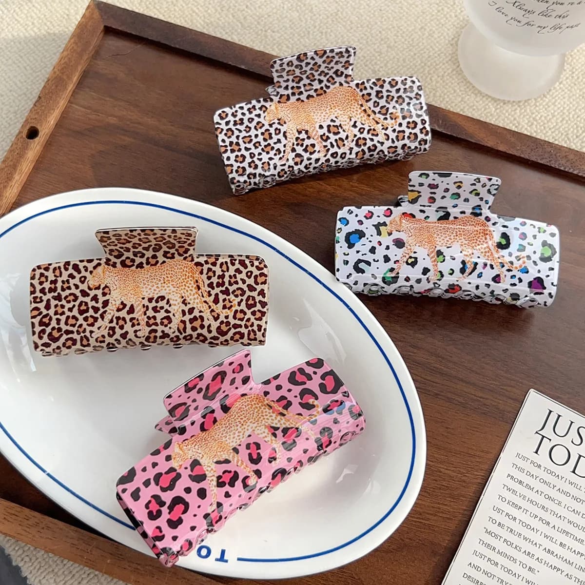 Elegante fermaglio per capelli con stampa leopardata, sofisticato fermaglio per acconciature a coda di cavallo con stampa leopardata, lussuoso accessorio per capelli da donna.