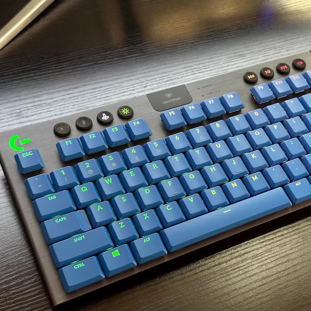 Set di Tasti Opachi con Caratteri Traslucidi Antiscivolo per Tastiera Meccanica Logitech G913/G915/TKL