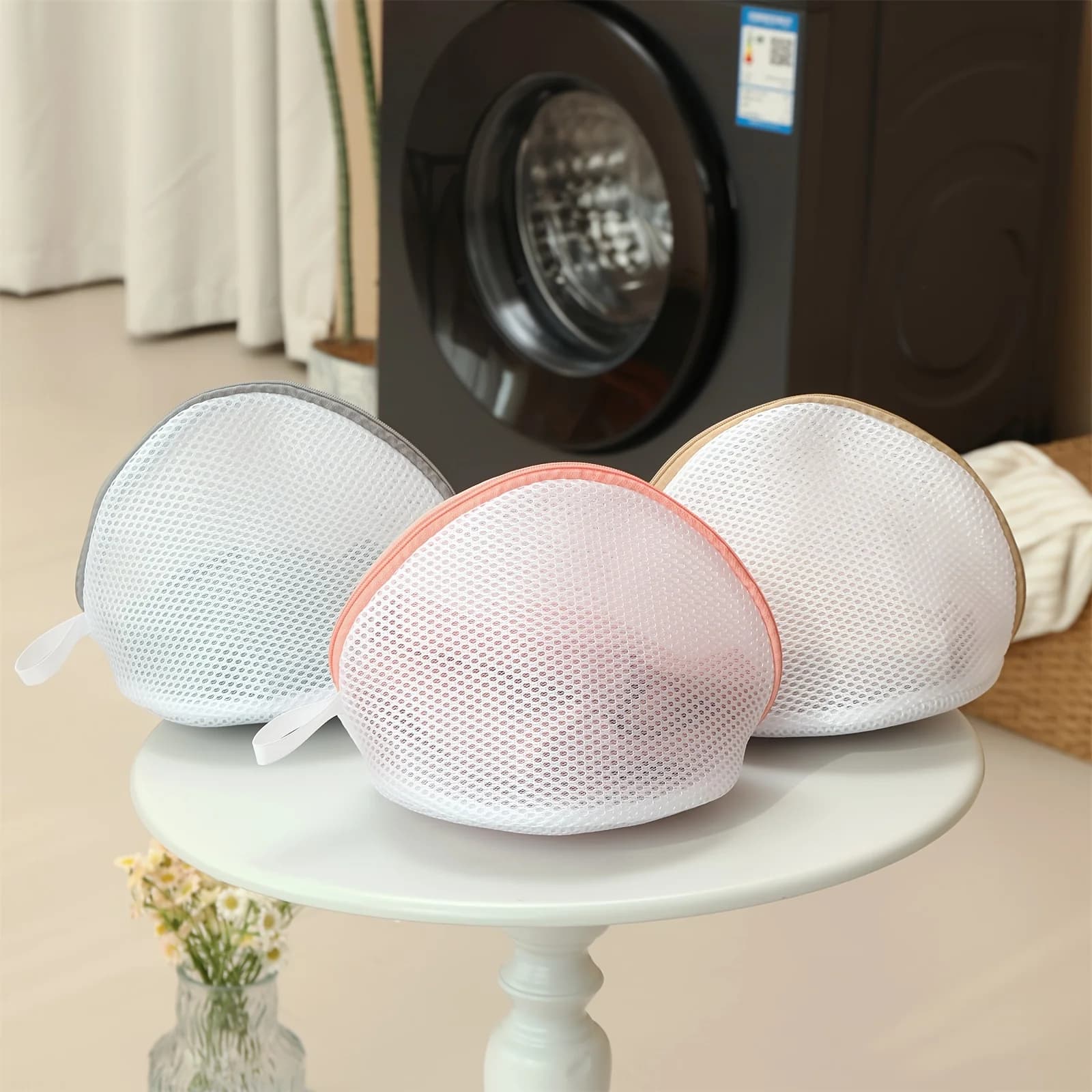 Laundry bags for underwear, underwear, socks, ties, and other small garment care bags, anti-tangle laundry bags for bras, protect clothes from deformation and damage.