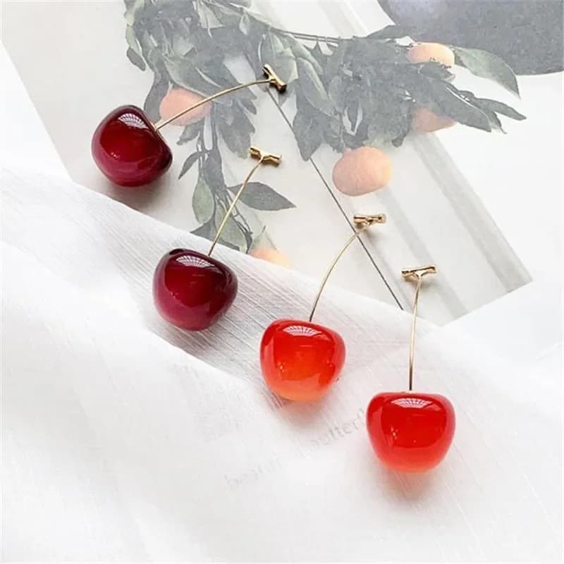 Versatili orecchini di ciliegia Design da donna Senso Gioielli Regali Simpatici orecchini di ciliegia rossa Orecchini di frutta di nicchia di moda Ragazze dolci