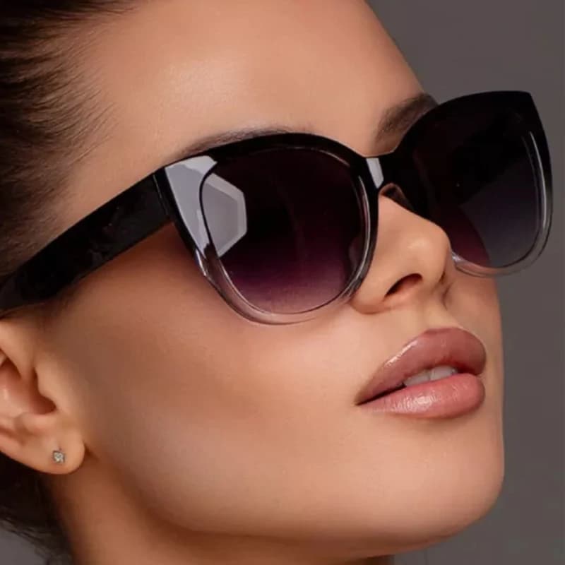 Occhiali da Sole Cat Eye alla Moda per Donne, Design Semplice con Lenti Sfumate e Montatura Larga, Protezione UV, Occhiali da Sole Femminili