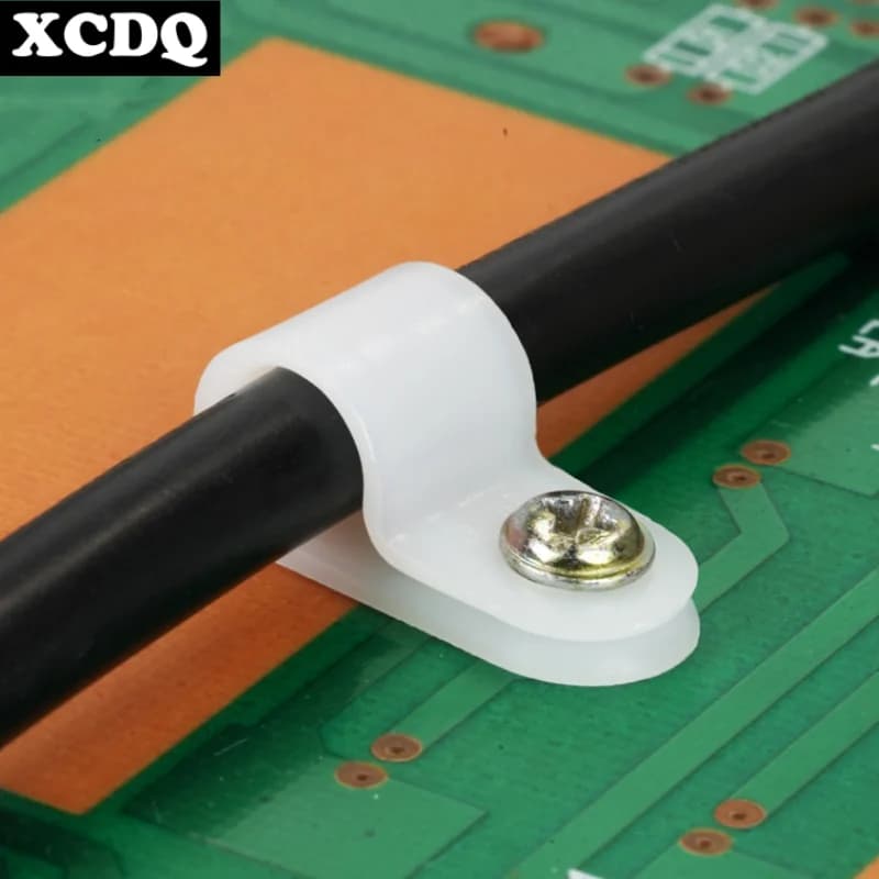 100 pz Bianco R Forma Cavo Pinze Vite di Fissaggio Nylon PA66 Plastica Scrivania Ufficio Cavo Elettrico Supporto di Fissaggio Gestione